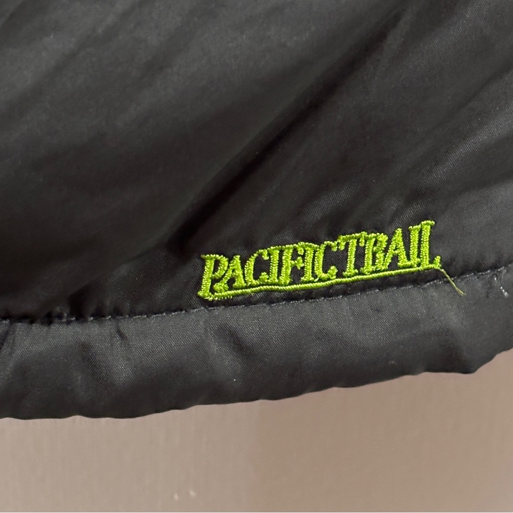 Pacific Trail toddler size 3T snow bibs in black Adjustable Elasticized Straps. - Picture 3 of 6